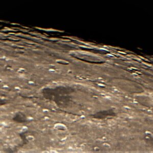 2021-05-25-1839_0-Moon final1