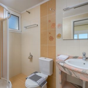 Studio 4 & 7 ELECTRA & ALCYONE WC